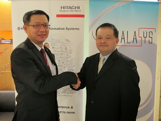 (left) Cheah Kok Hoong, Group CEO and Director of Hitachi Sunway Information Systems. (lright)  Sean Seah, Galasys’ CEO and Founder.