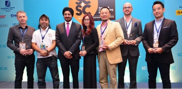 From left to right: Daniel Goetffert, Executive Director of Alix Global Shamsul Jafnie Shafie, CEO and Co-Founder of PitchIN, Ranjit Ajit Singh, Chairman of the Securities Commission Malaysia Elain Lockman, Director and Co-Founder of Ata Plus Teh Kim Seng, Chairman of Propellar Crowd+ Christopher Thomas, CEO and Co-Founder of Eureeca Leo Shimada, CEO and Co-Founder of Crowdonomic